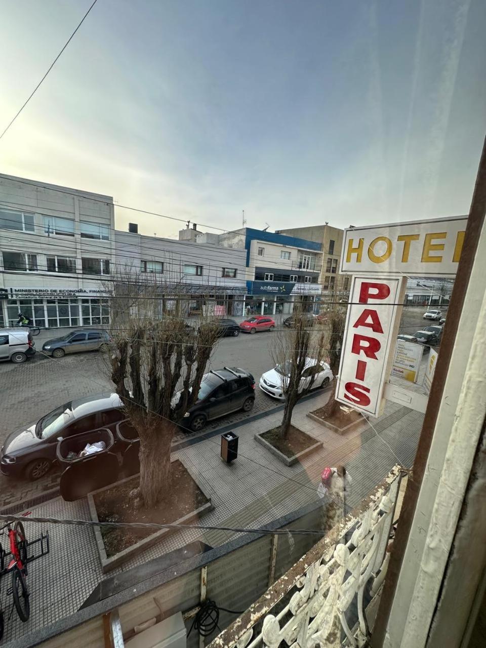 Hotel Paris Rio Gallegos Ngoại thất bức ảnh