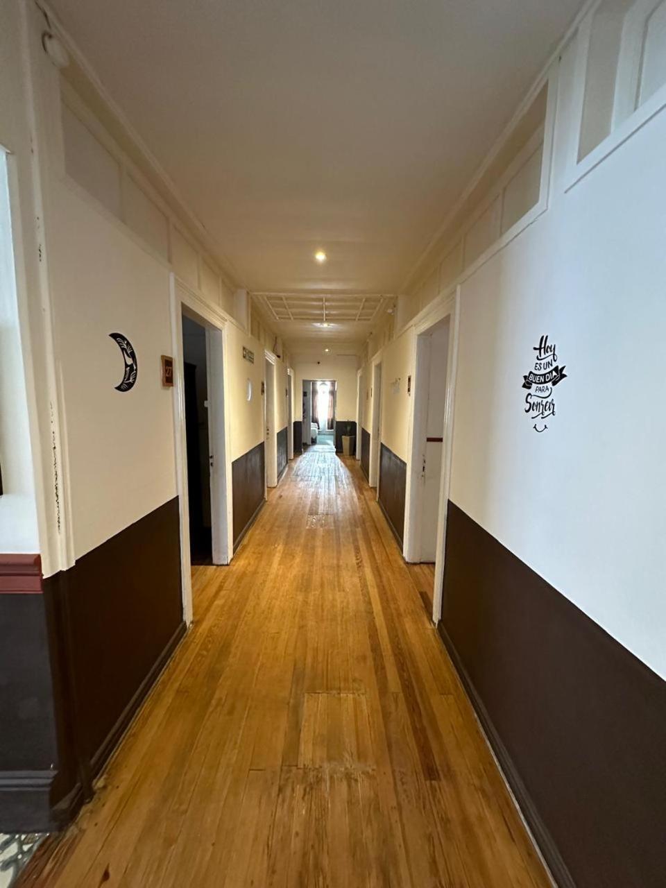 Hotel Paris Rio Gallegos Ngoại thất bức ảnh