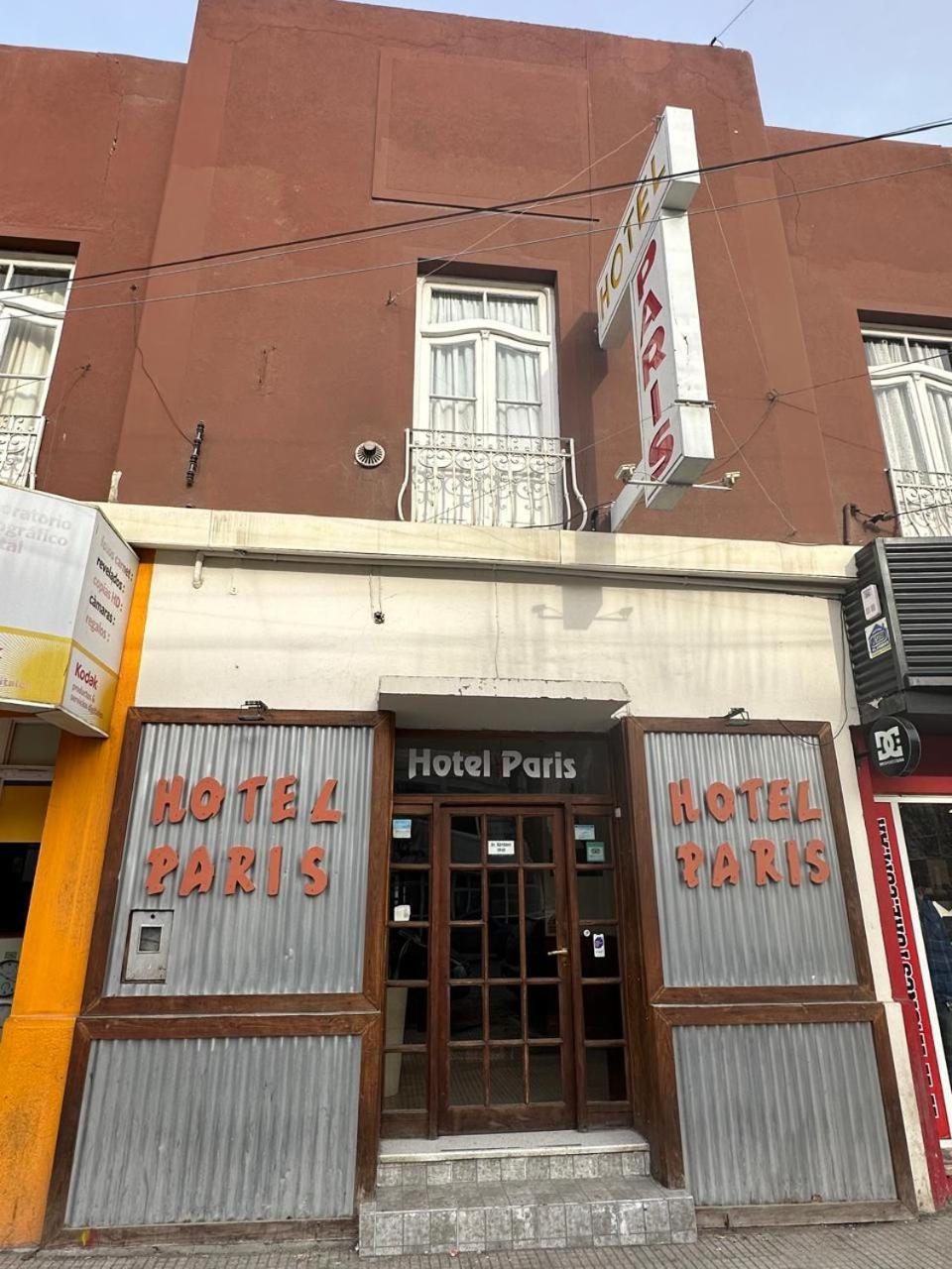 Hotel Paris Rio Gallegos Ngoại thất bức ảnh